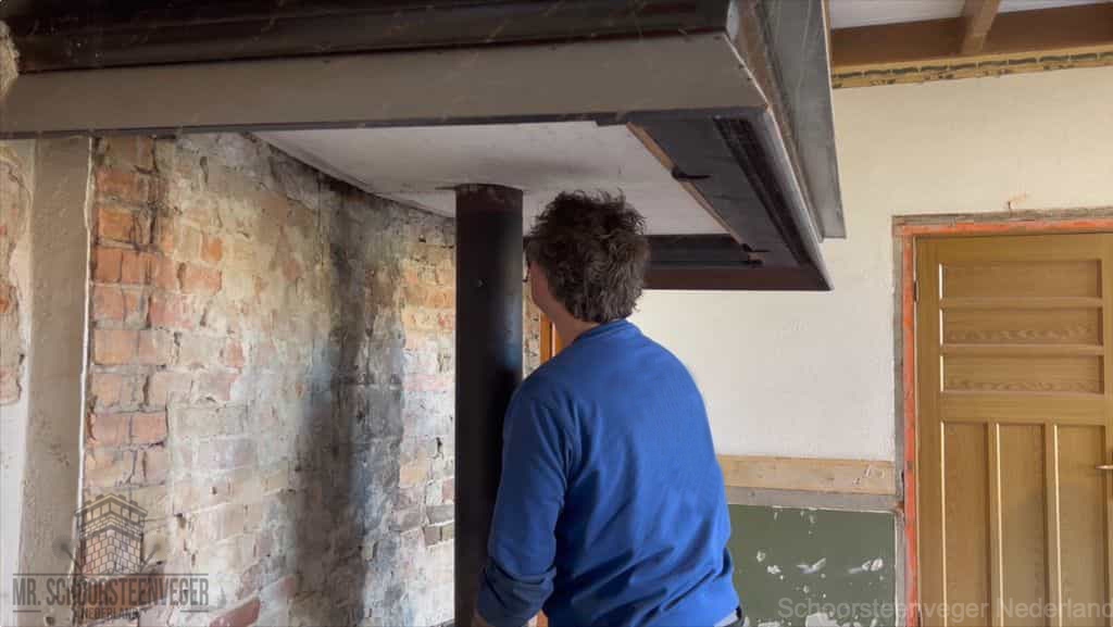 Schoorsteen reinigen Roden rookkanaal Schoorsteen reinigen Roden rookkanaal